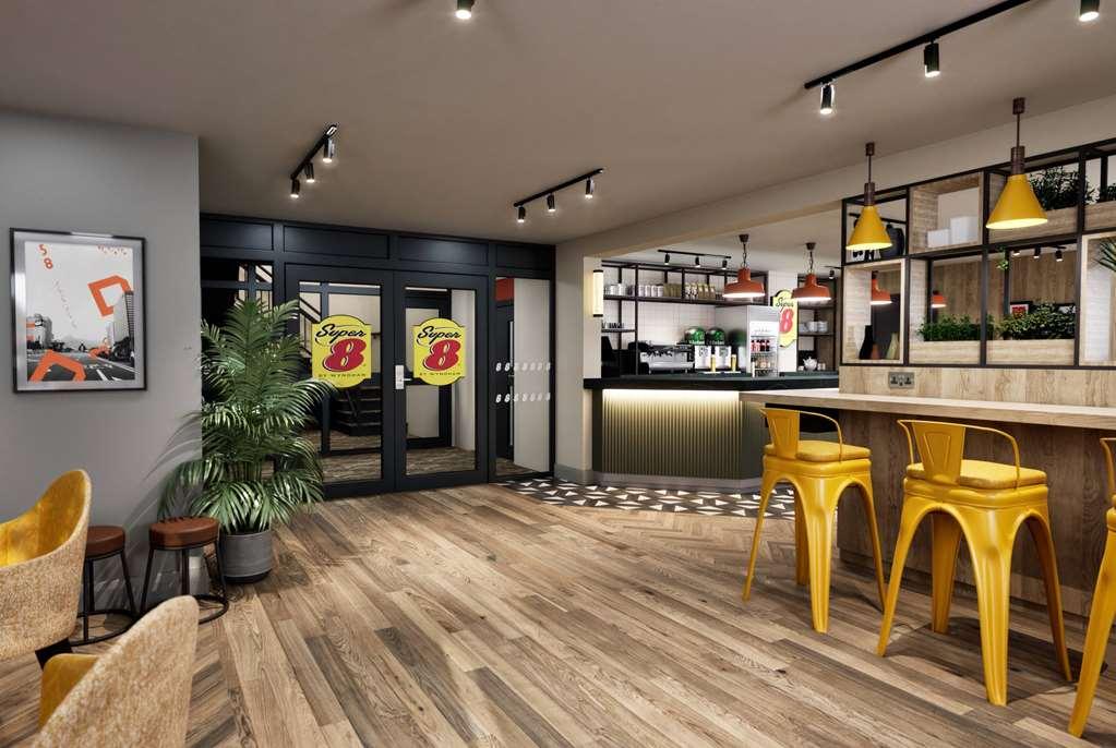 Super 8 By Wyndham Chester East Interior photo